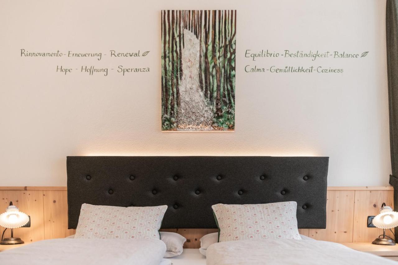 Les Gomines Bb***** Bed & Breakfast San Vigilio Di Marebbe Exterior photo